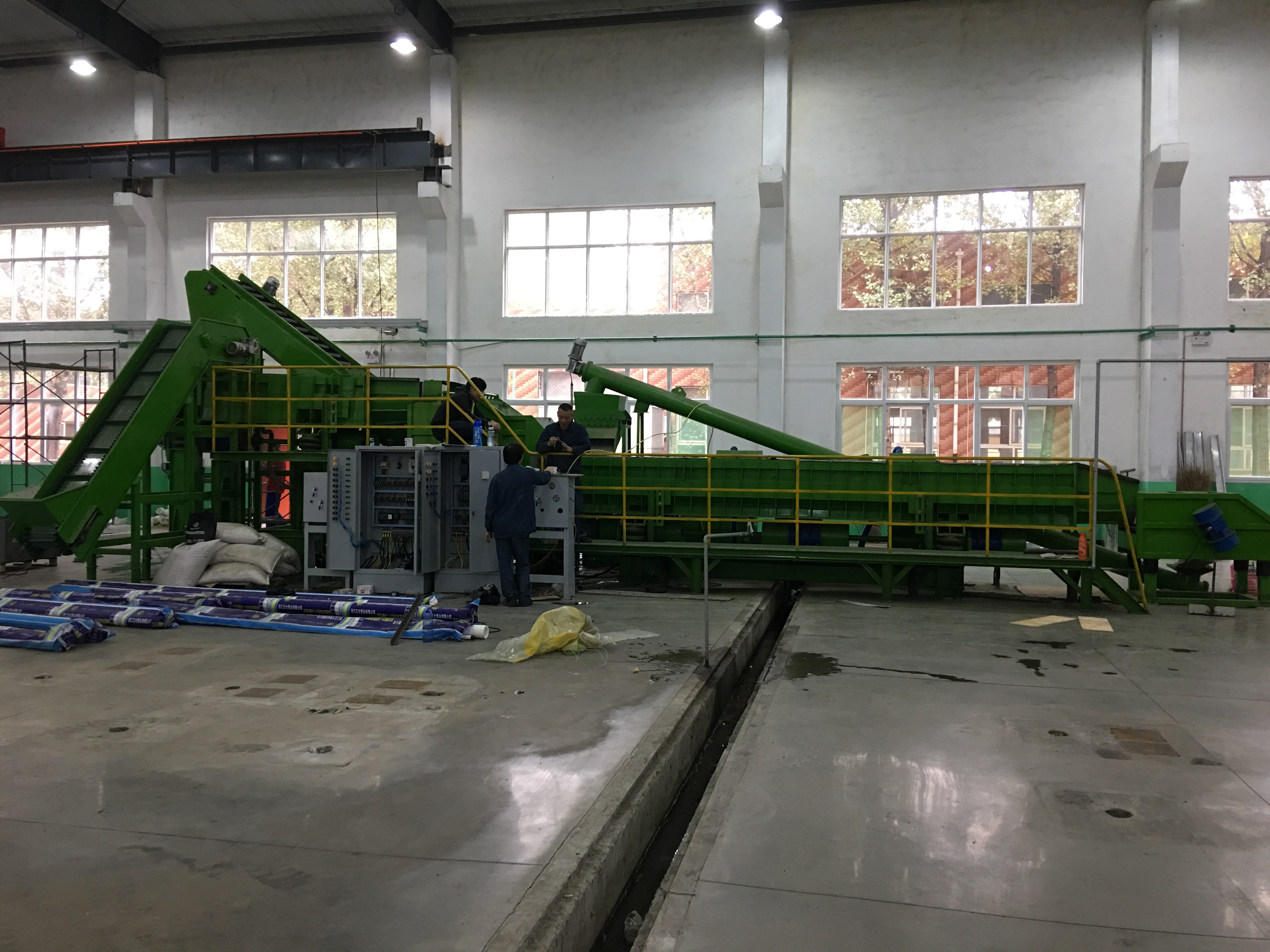 長(zhǎng)槽清理烘干生產(chǎn)線